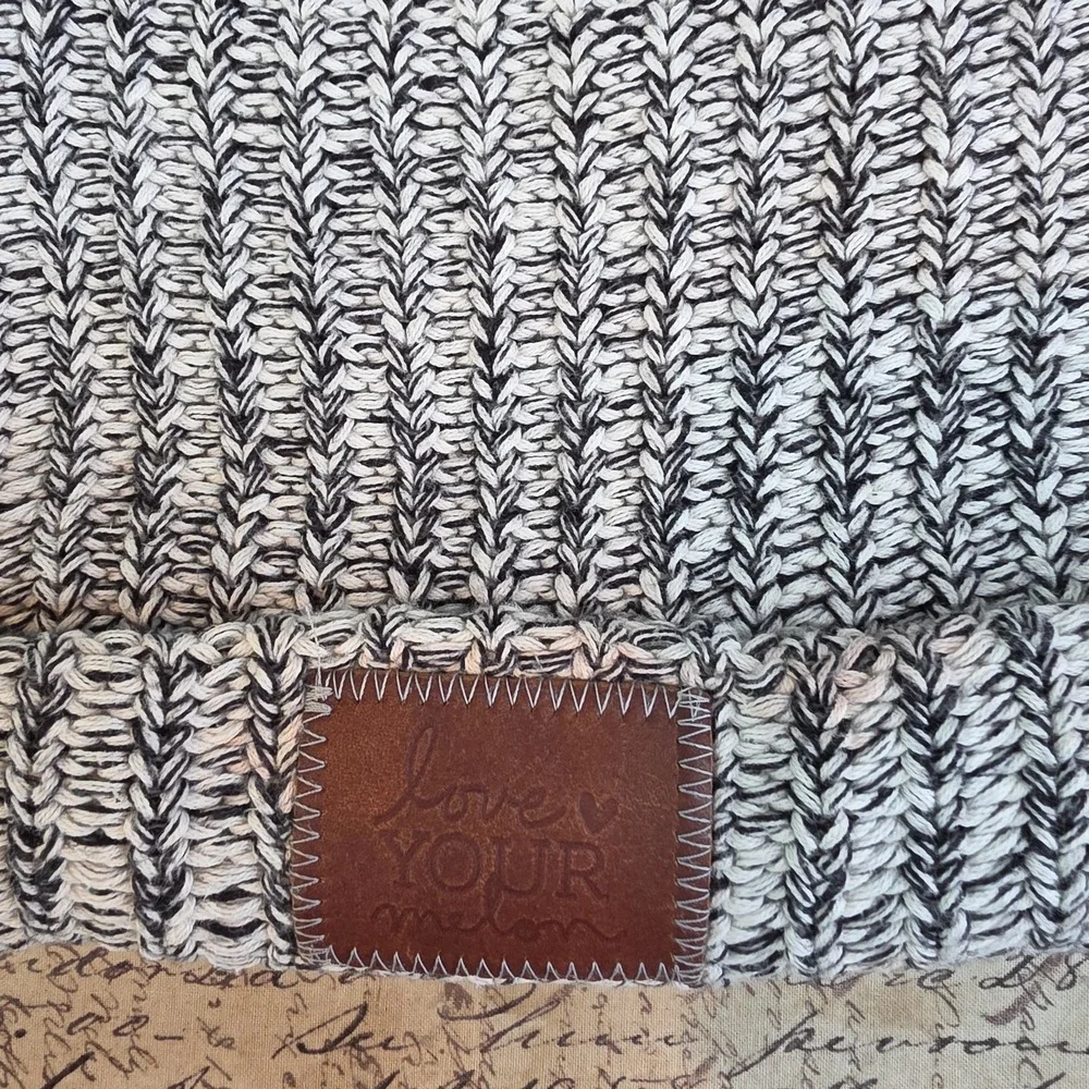 Love Your Melon Beanie Hat Women's One Size Black/White Cuffed Style